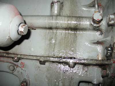 engine-leaking-gaskets