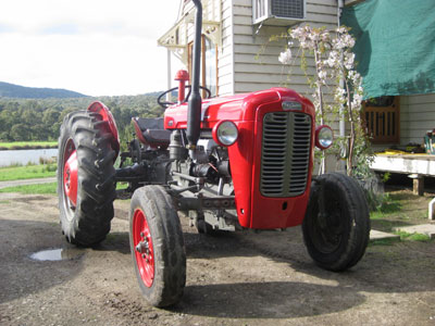 Ferguson FE35 Tractor