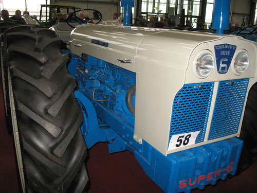 County Super 6 tractor in show condition